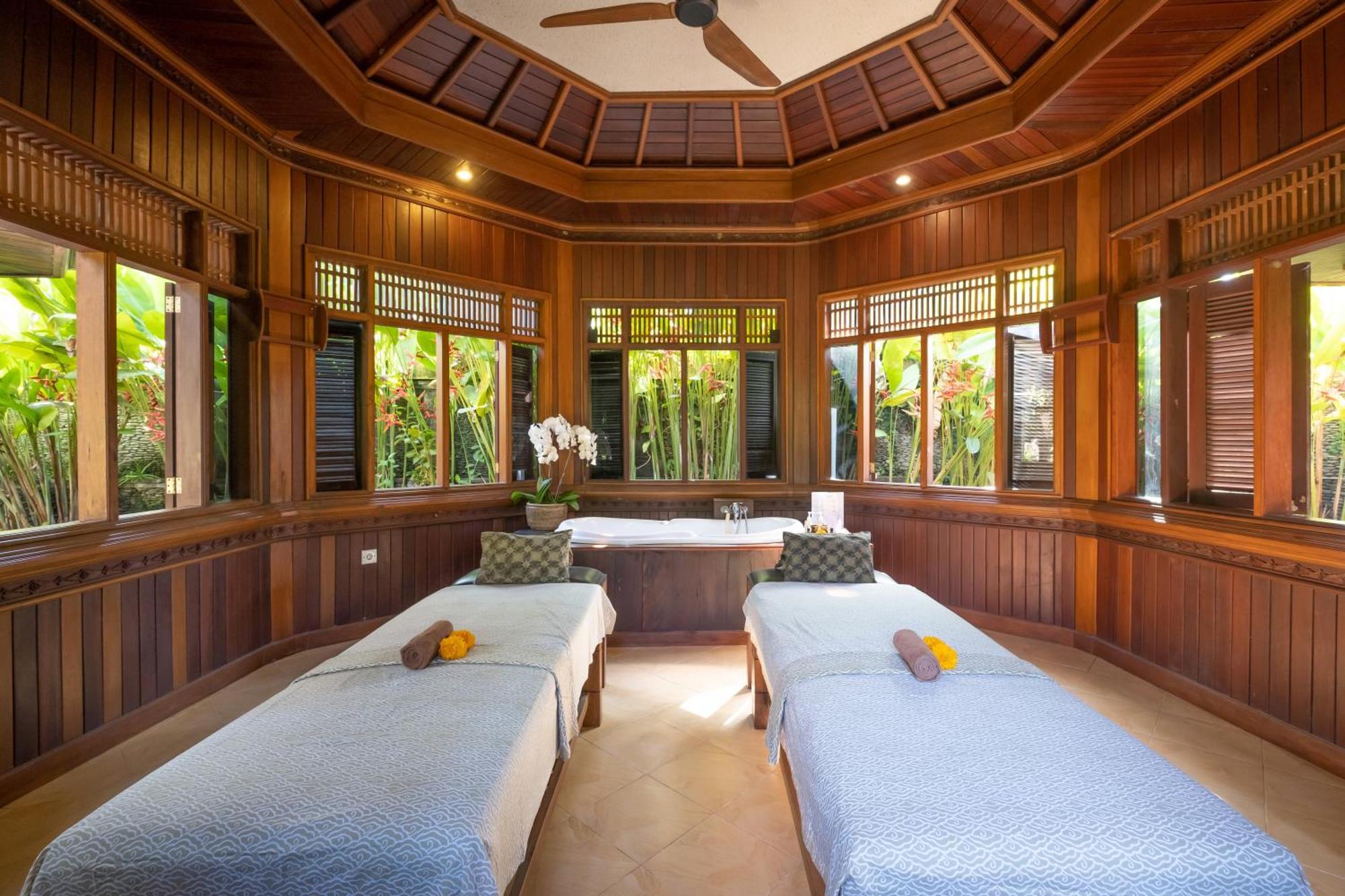 Bhuwana Ubud Hotel And Farming Exterior foto